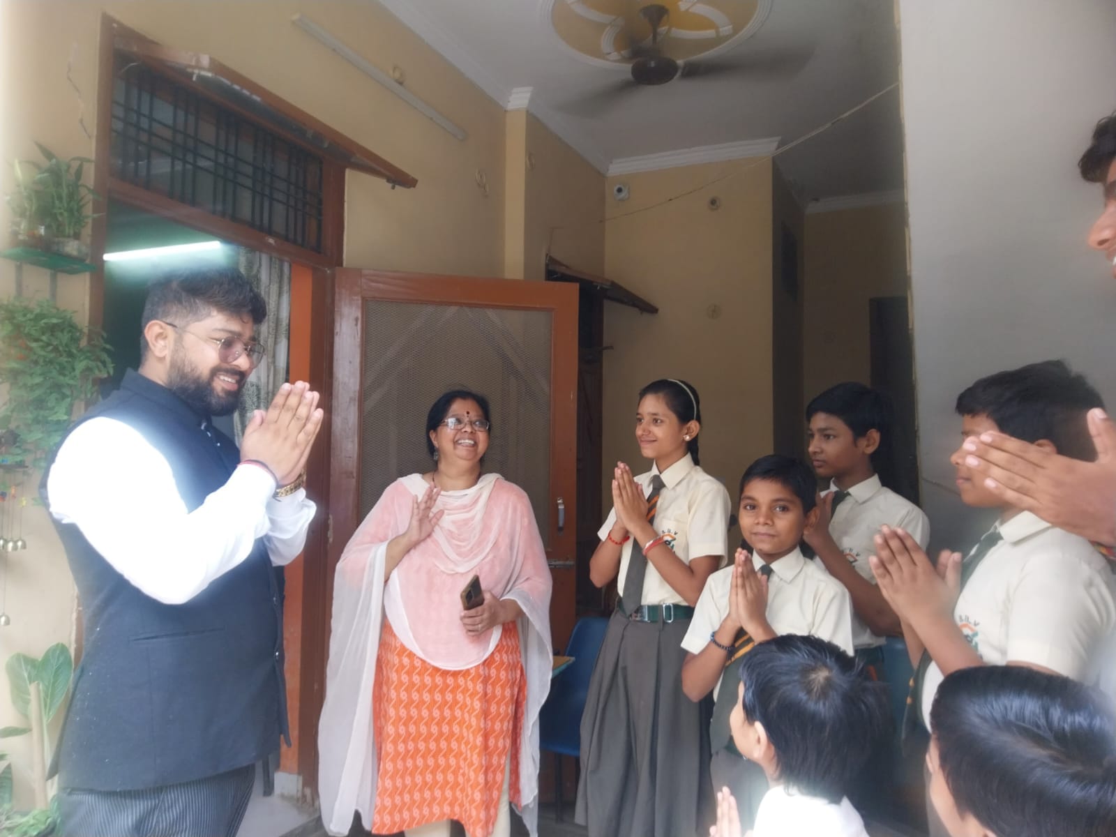 mohit bajaj  advocate with deaf and dumb students in lucknow